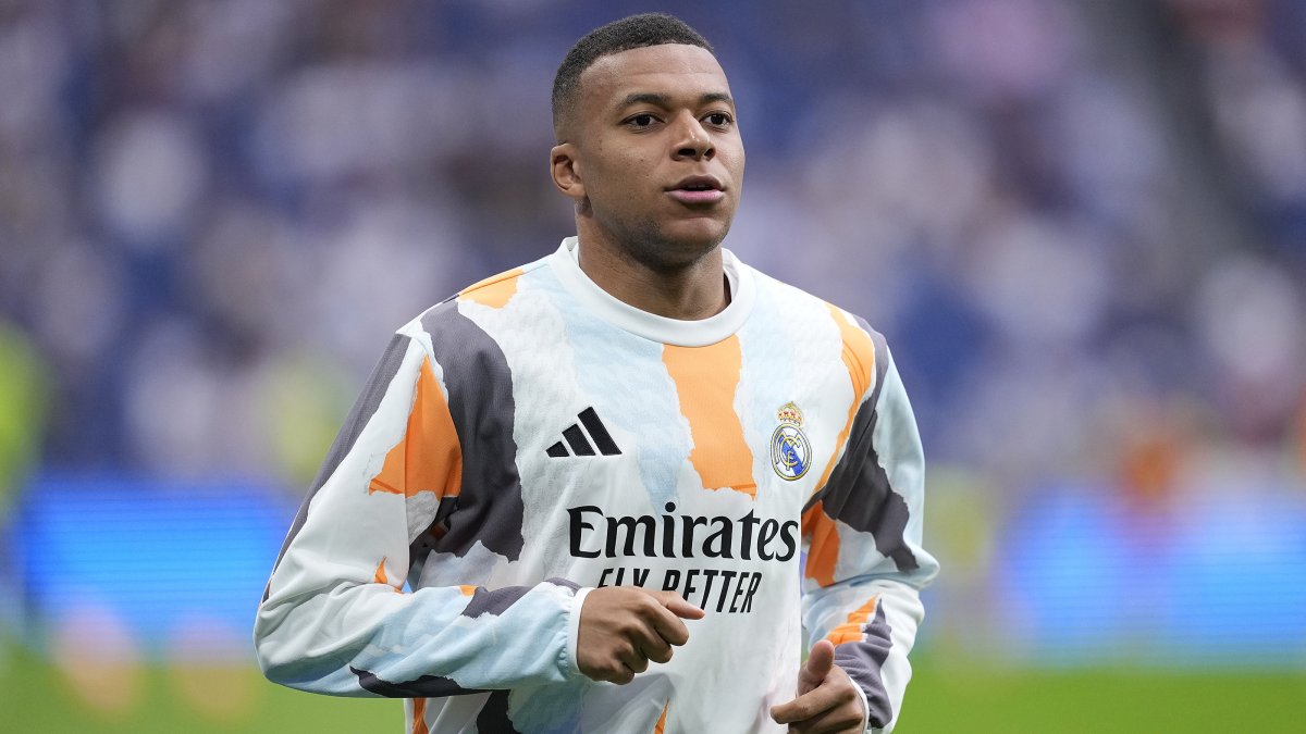 Madrid's Mbappe out of hospital, Club World Cup return uncertain