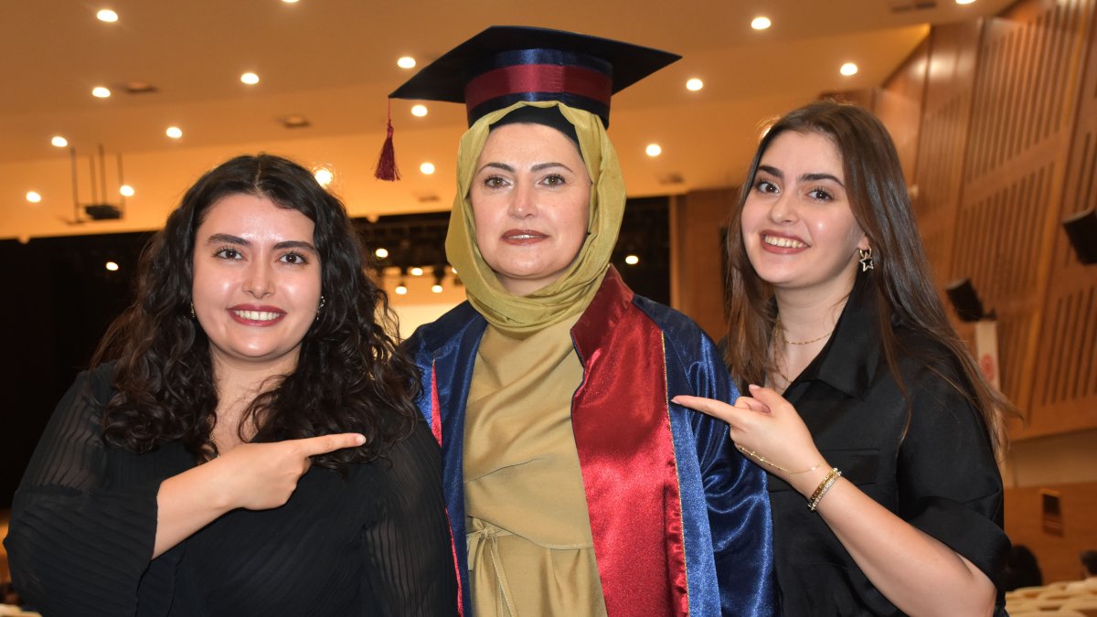 Gülsüm Taş (C) celebrates her graduation with her daughters Elif Nur (L) and Ebrar Taş, Sivas, Türkiye, June 23, 2025. (DHA Photo)