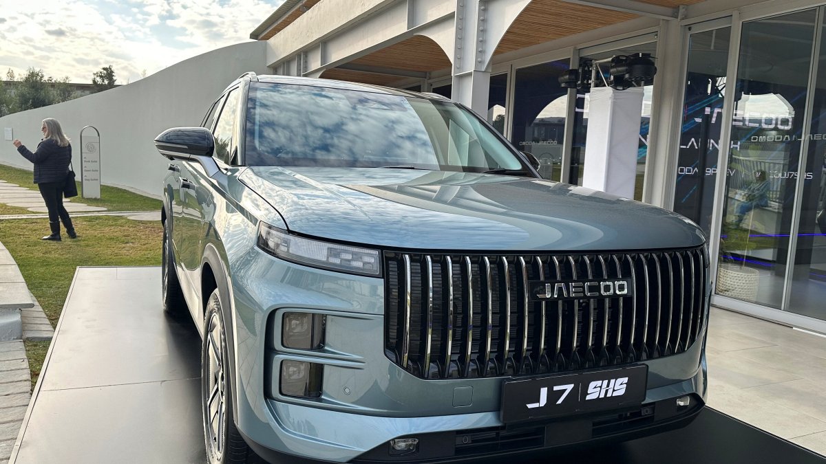 The newly launched Jaecoo 7 Super Hybrid, manufactured by Chinese automaker Chery, is displayed during an event unveiling Omoda and Jaecoo new energy vehicles, Muldersdrift, South Africa, June 5, 2025. (Reuters Photo)