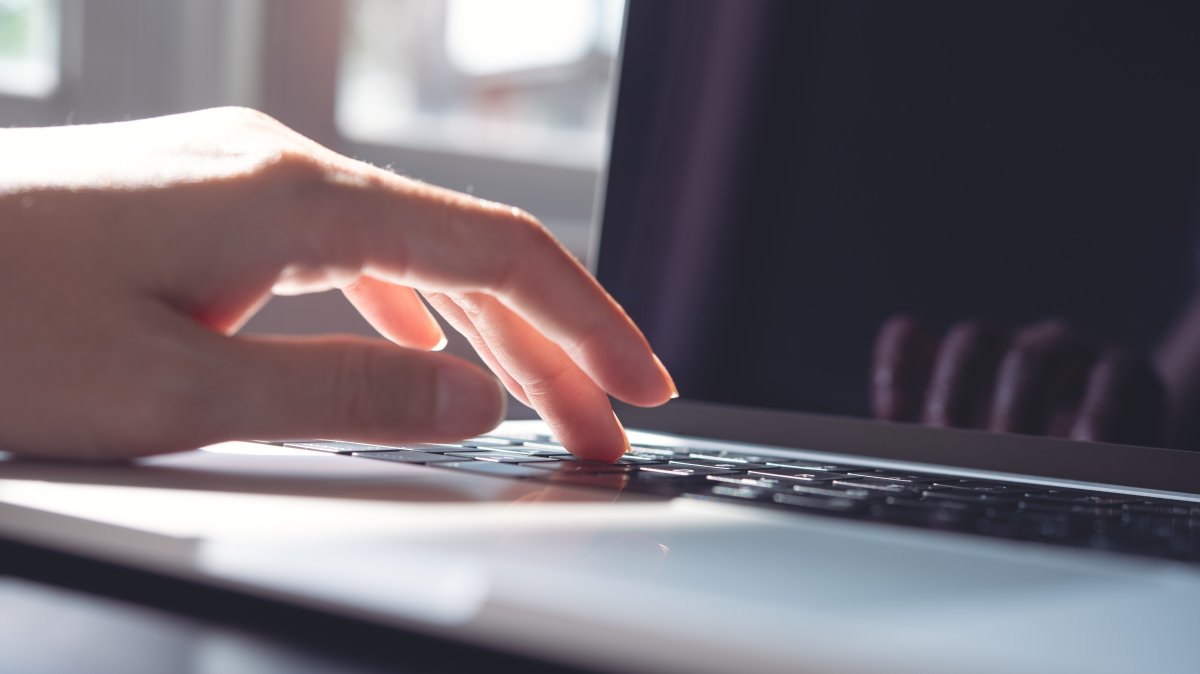 Hackers breach Australian emails to steal millions, involving accounts in Türkiye. (Shutterstock Photo) 