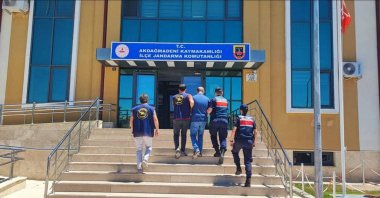 Police officers detain a FETÖ suspect, central Yozgat province, Türkiye, June 26, 2025. (AA Photo)