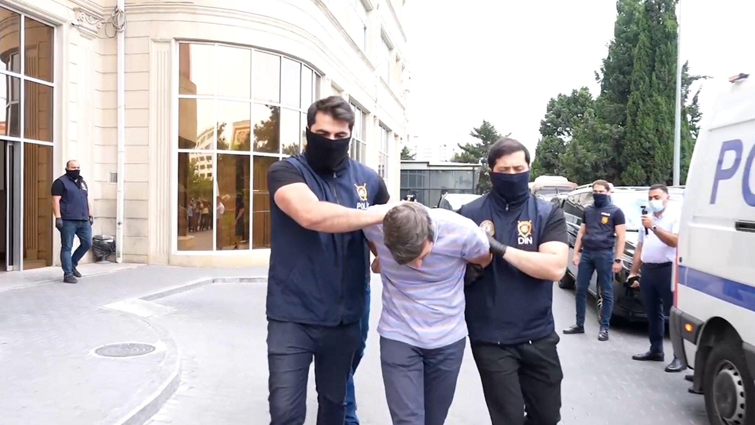 Azerbaijan raids Russian media outlet after citizens killed in Moscow