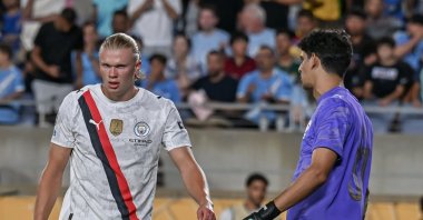 Manchester City&#039;s Erling Haaland (L) looks dejected during the Club World Cup last 16 match against Al-Hilal at the Camping World Stadium, Orlando, U.S., June 30, 2025. (AA Photo)