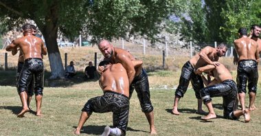 Antalya Muratpaşa Belediyespor&#039;s chief wrestler Orhan Okulu (C) trains ahead of the  664th Kırkpınar Oil Wrestling Festival, Antalya, Türkiye, June 25, 2025. (IHA Photo)