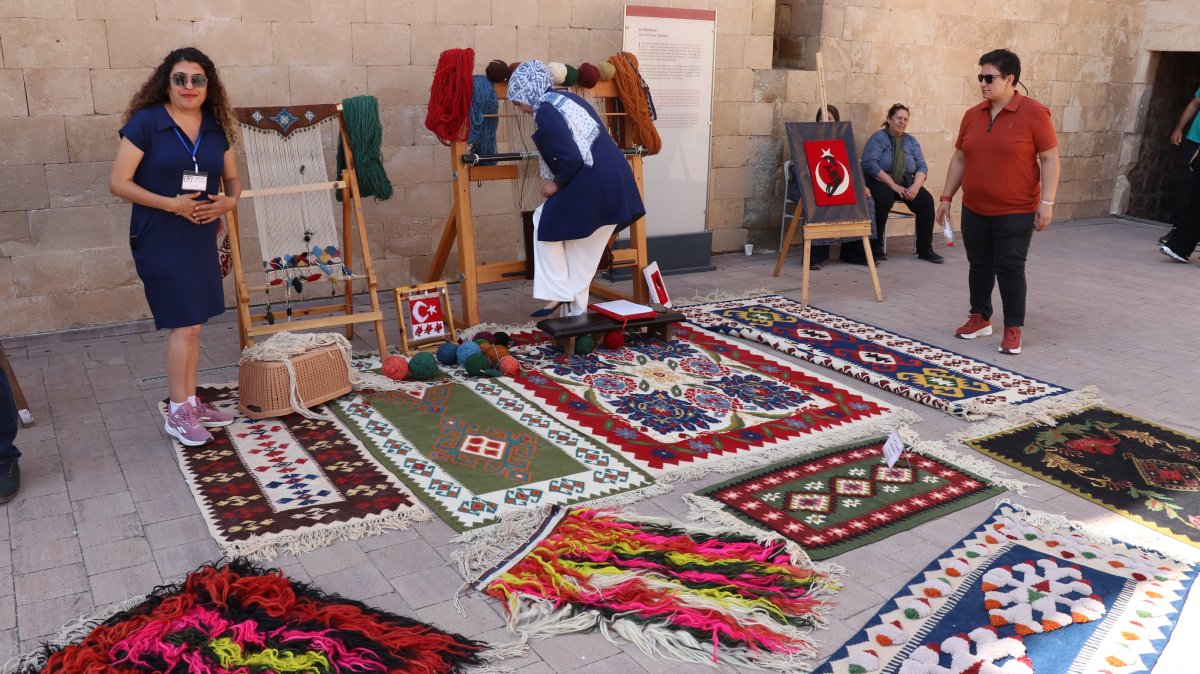 Traditional Turkish art shines at Ishak Pasha Palace in Türkiye's Ağrı