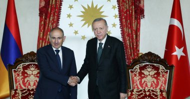 President Tayyip Erdoğan meets with Armenian Prime Minister Nikol Pashinyan, Istanbul, Türkiye, June 20, 2025. (Reuters Photo)
