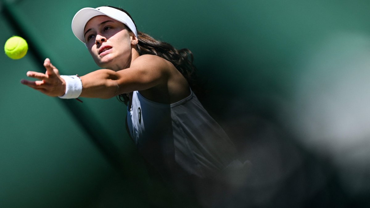 Türkiye’s Zeynep Sönmez hits Wimbledon 3rd round to slam 75-year jinx