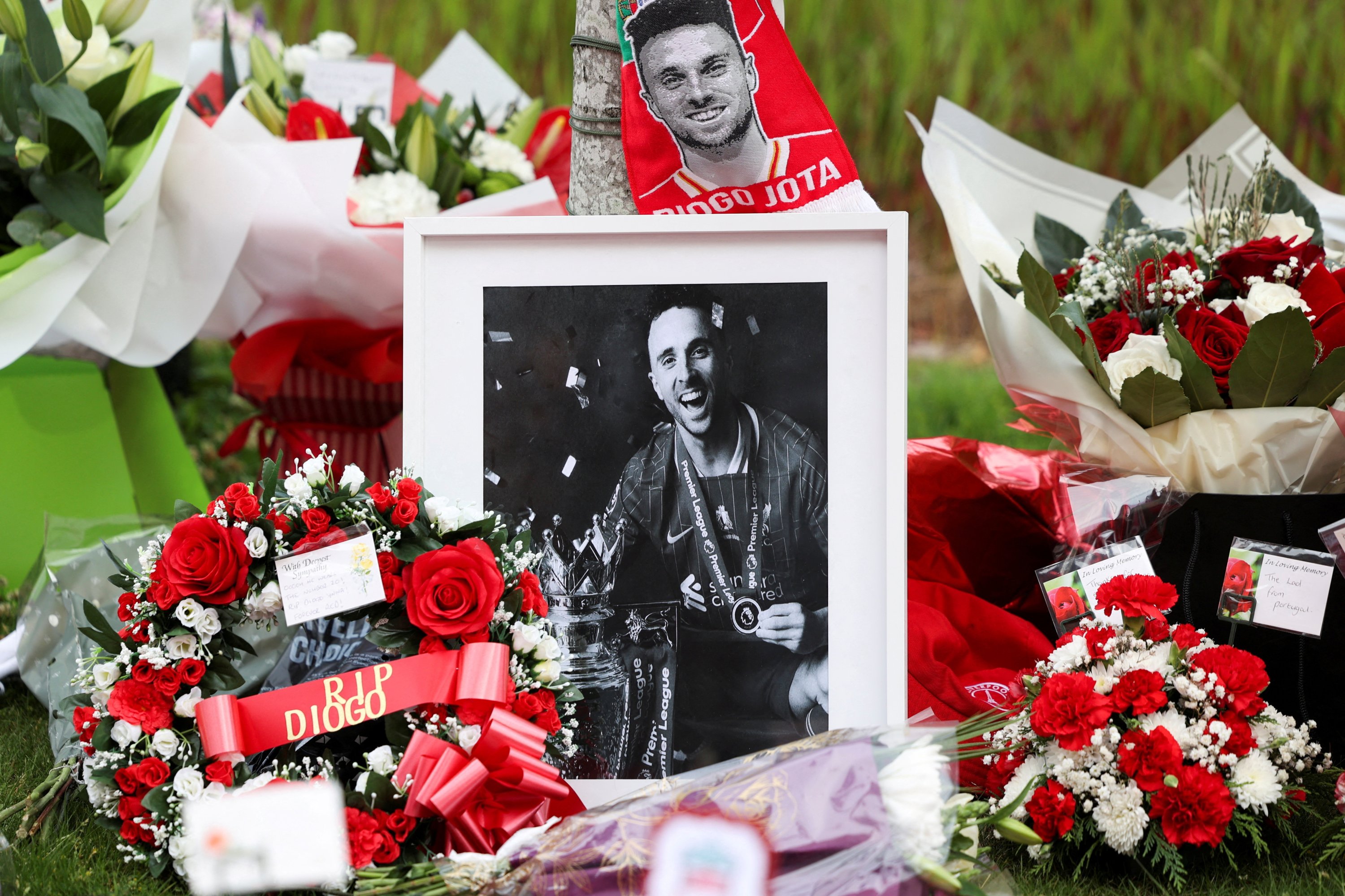 Diogo Jota's death in traffic tragedy reopens football's old wounds | Daily Sabah