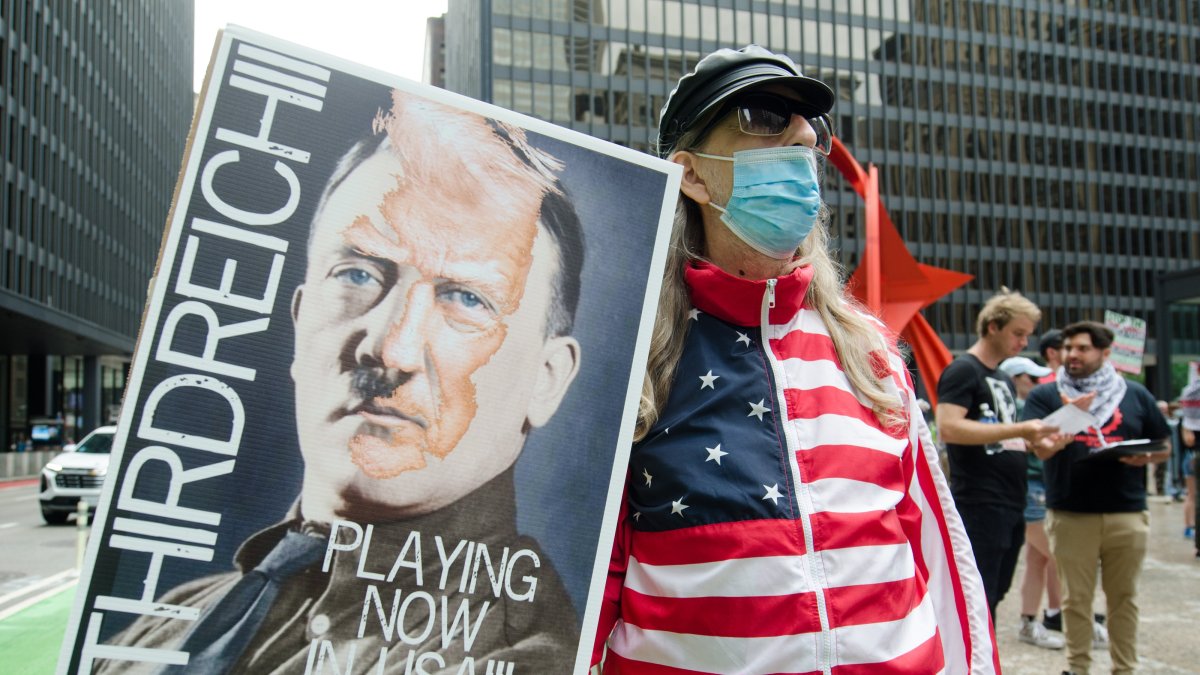 Opponents of U.S. President Donald Trump gather at Federal Plaza to criticize the government&#039;s policies, Chicago, Illinois, U.S., July 6, 2025. (AA Photo)
