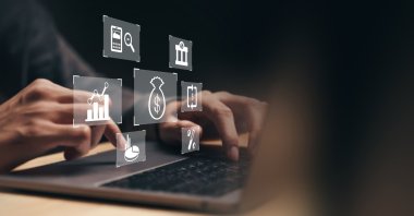 Türkiye’s Competition Authority intensifies efforts to monitor and regulate AI-driven price coordination across markets. (Shutterstock Photo) 