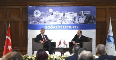 Hulusi Akar (L), chair of the National Defense Committee and Kayseri member of Parliament, moderates the session with U.K. Defense Secretary Ben Wallace, Istanbul, Türkiye, July 4, 2025. (AA Photo)