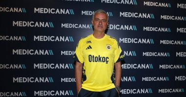Fenerbahçe coach Jose Mourinho poses for a photo after a routine player checkup before preseason at the Acıbadem Altunizade Hospital, Istanbul, Türkiye, July 7, 2025. (IHA Photo)