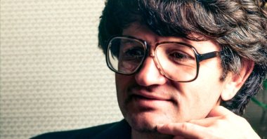 Serbian-born American screenwriter Steve Tesich, New York, U.S. 1982. (Getty Images Photo)