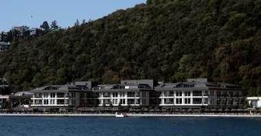 In this undated photo, Mandarin Hotel stands along the Bosporus shoreline as demolition orders for illegal structures are enforced in Istanbul, Türkiye. (Shutterstock Photo)