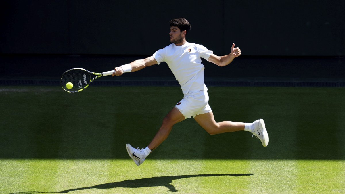 Alcaraz, Sinner face off in high-stakes Wimbledon final