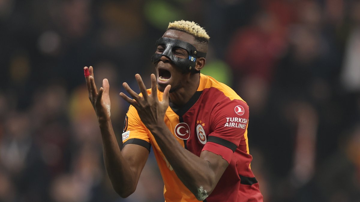 Osimhen tug-of-war: Galatasaray’s bid hits snag as Napoli hold firm