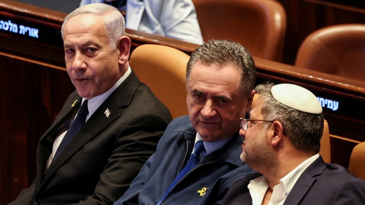 Netanyahu coalition fractures as Haredi party quits over draft