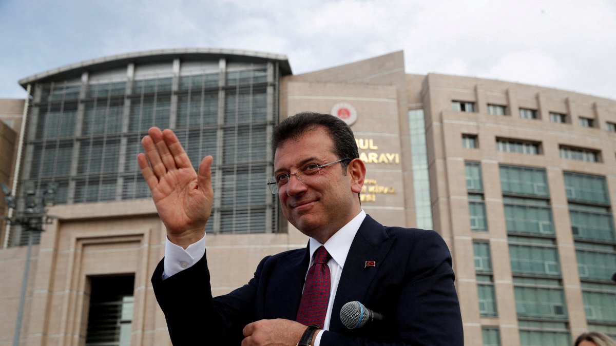 Imamoğlu handed prison sentence for insult, threat charges