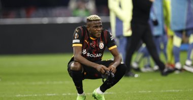 Galatasaray&#039;s Victor Osimhen reacts after the Europa League match against Ajax at the Johan Cruyff Arena, Amsterdam, Netherlands, Jan. 30, 2025. (AP Photo)