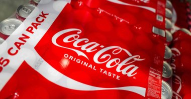Coca-Cola cans are pictured in a supermarket in Bayonne, New Jersey, U.S., April 8, 2025. (AFP Photo)