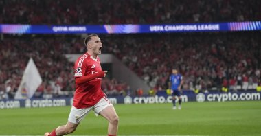 Benfica&#039;s Kerem Akturkoglu celebrates after scoring the opening goal of his team during a Champions League match against Atletico Madrid, Lisbon, Portugal, Oct. 2, 2024. (AP Photo)