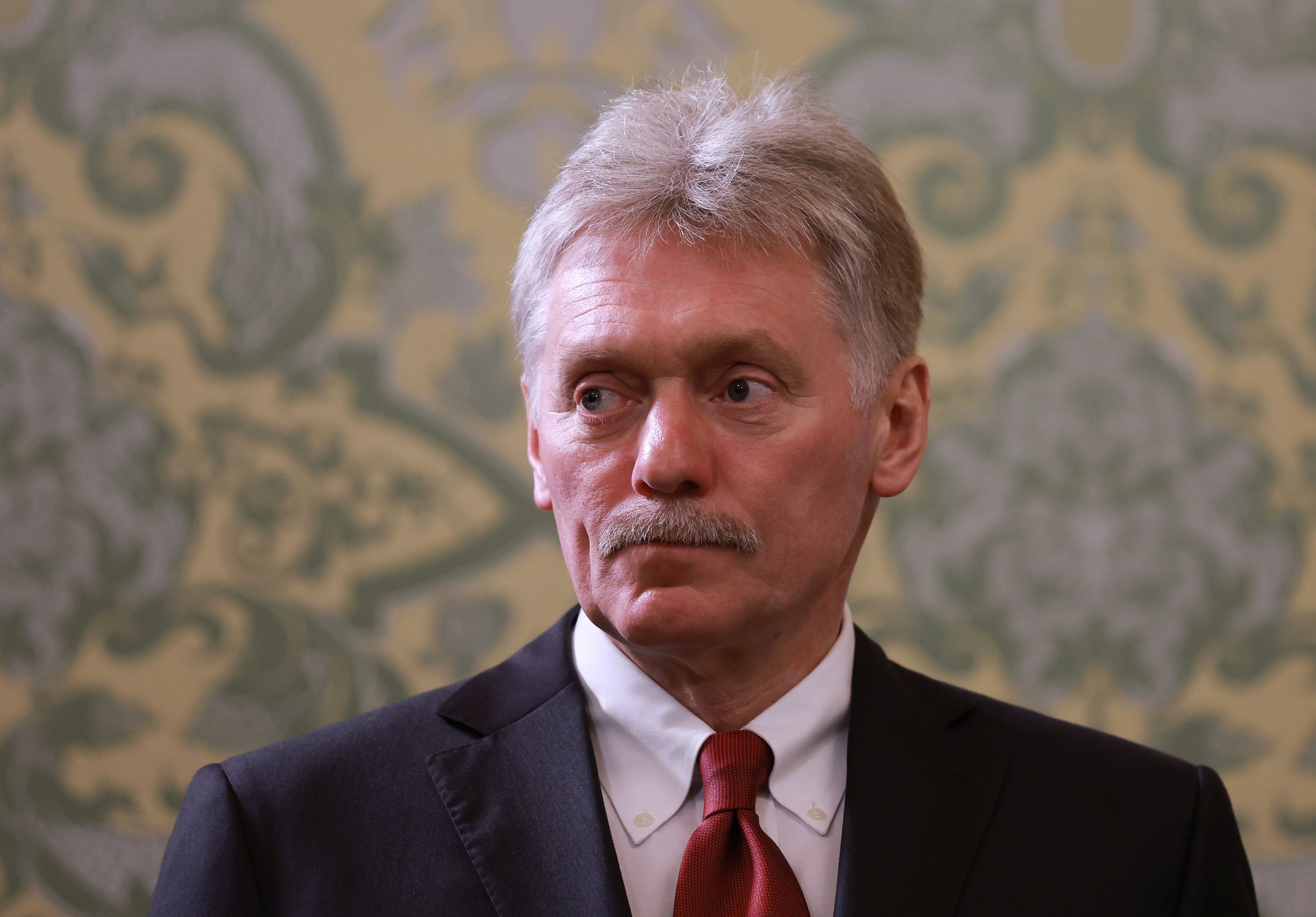 Kremlin working on dates after Ukraine offer to resume truce talks