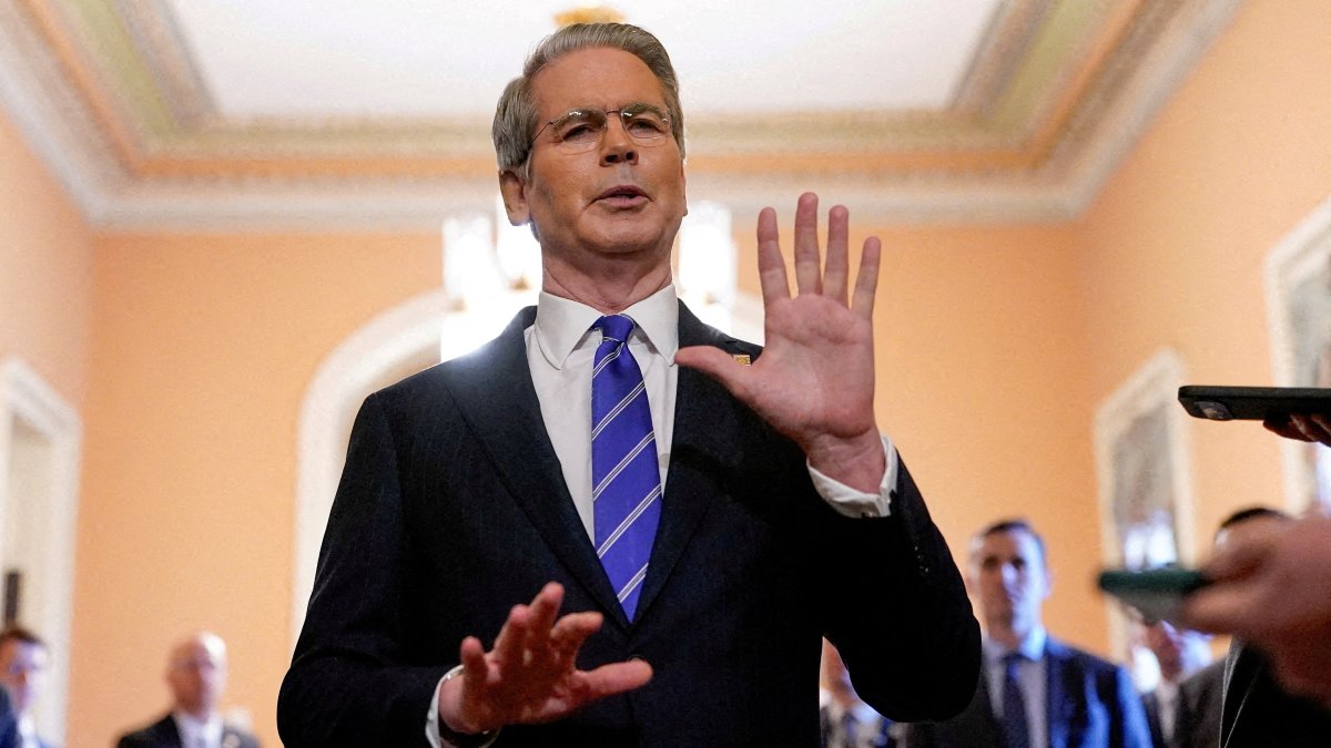 U.S. Treasury Secretary Scott Bessent speaks to reporters at the U.S. Capitol in Washington, U.S., June 27, 2025. (Reuters Photo)