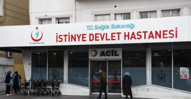 The entrance of Istinye State Hospital, a public facility serving residents in Istanbul, Türkiye. (Shutterstock Photo)