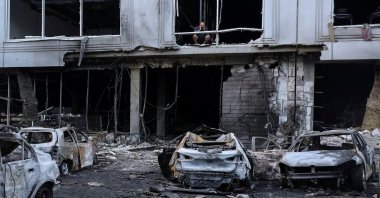 A resident reacts at the site of the Russian drone strike, amid Russia&#039;s attack on Ukraine, in Odesa, Ukraine, July 22, 2025. (Rueters Photo)