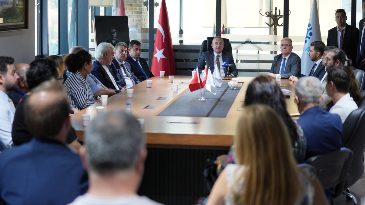 Members of the Homeland Party are seen during a congress, Ankara, Türkiye, July 21, 2025 (AA Photo)