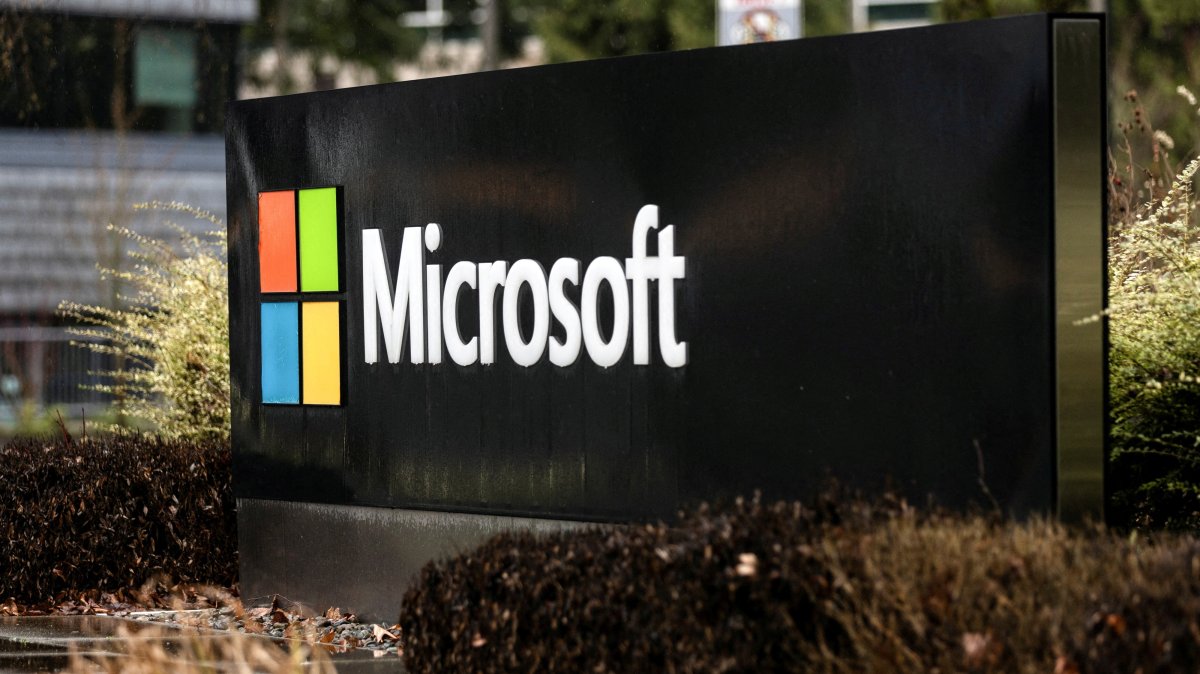 Microsoft signage is seen at the company&#039;s headquarters in Redmond, Washington, U.S., Jan. 18, 2023. (Reuters Photo)