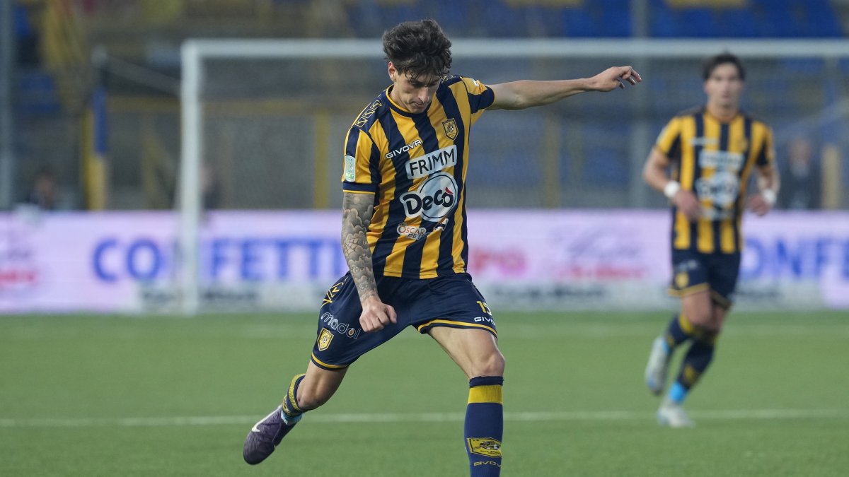 Mussolini’s heir aims to let his feet do talking in Serie A debut