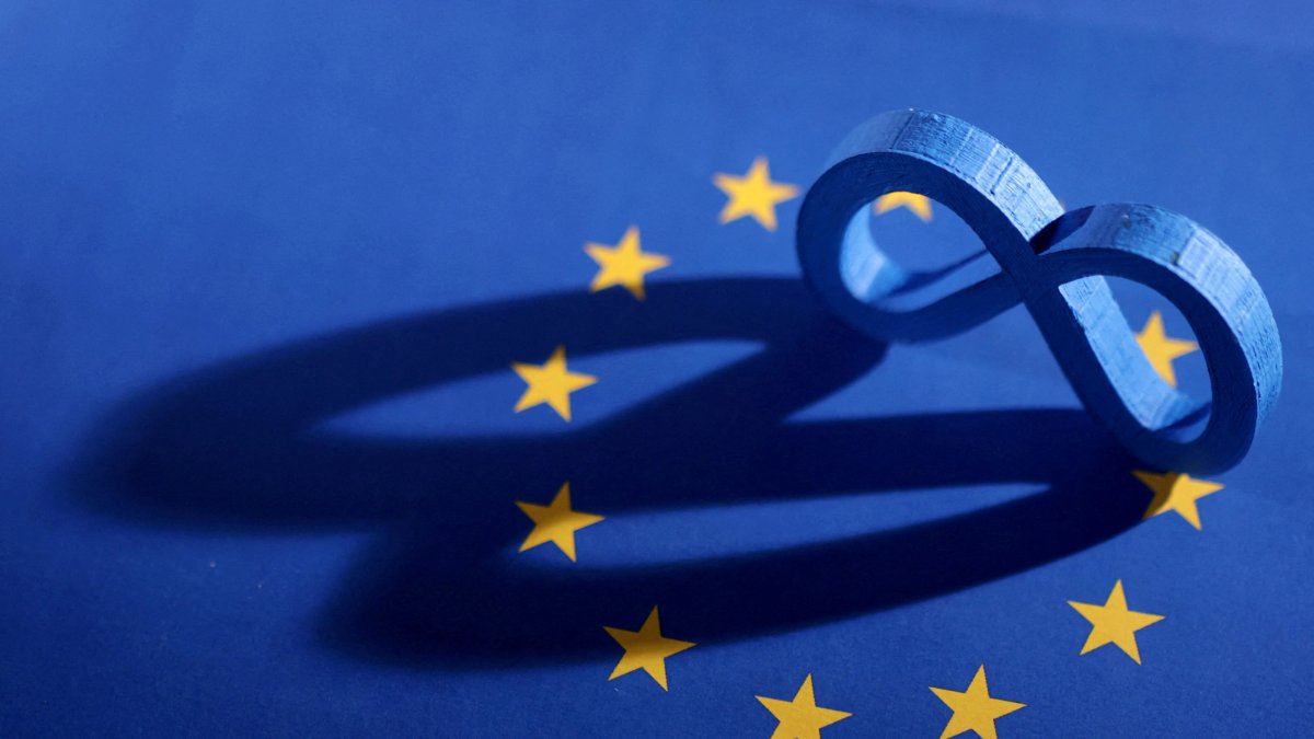 The EU flag and Meta logo are seen in this illustration taken on May 22, 2023. (Reuters Photo)