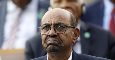 Sudan&#039;s former President Omar al-Bashir attends a ceremony for Türkiye&#039;s President Recep Tayyip Erdoğan, at the Presidential Palace, Ankara, Türkiye, July 9, 2018. (AP Photo)