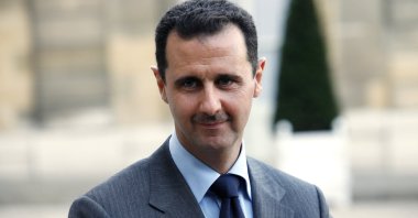 Syrian President Bashar Assad addresses the media after his meeting with French President Nicolas Sarkozy at the Elysee Palace, in Paris, France, Nov. 13, 2009. (EPA Photo)