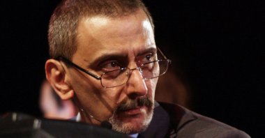 Lebanese composer Ziad Rahbani performs during his concert at Damascus Citadel in the Syrian capital, late on July 15, 2009. (AFP Photo)