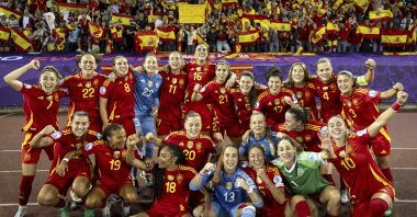 Spain&#039;s team cheers after winning the Women&#039;s Euro 2025 semifinal soccer match between Germany and Spain at the Letzigrund stadium in Zurich, Switzerland, July 23, 2025. (AP Photo)