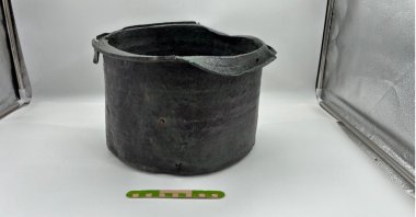 Photo of the discovered bronze cauldron, İzmir, Türkiye, July 27, 2025 ( AA Photo)