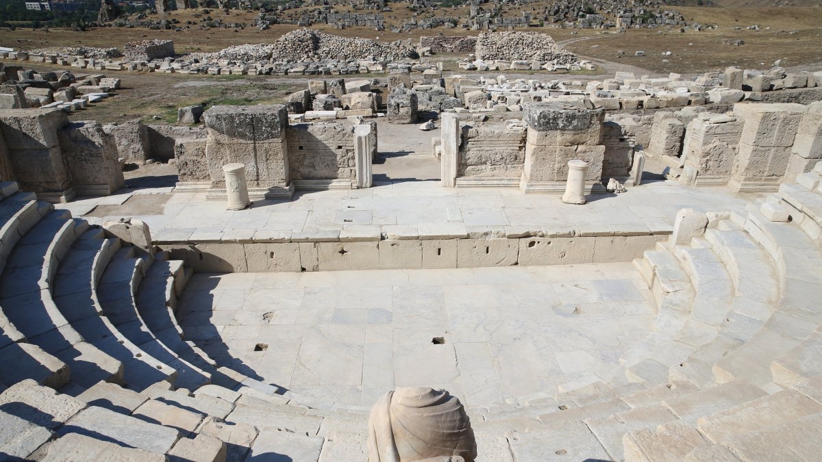 The ancient council building in the ancient city of Laodicea, Denizli, Türkiye, Aug.1, 2025. (AA Photo)