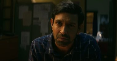 A stillshot from the movie "12th Fail."