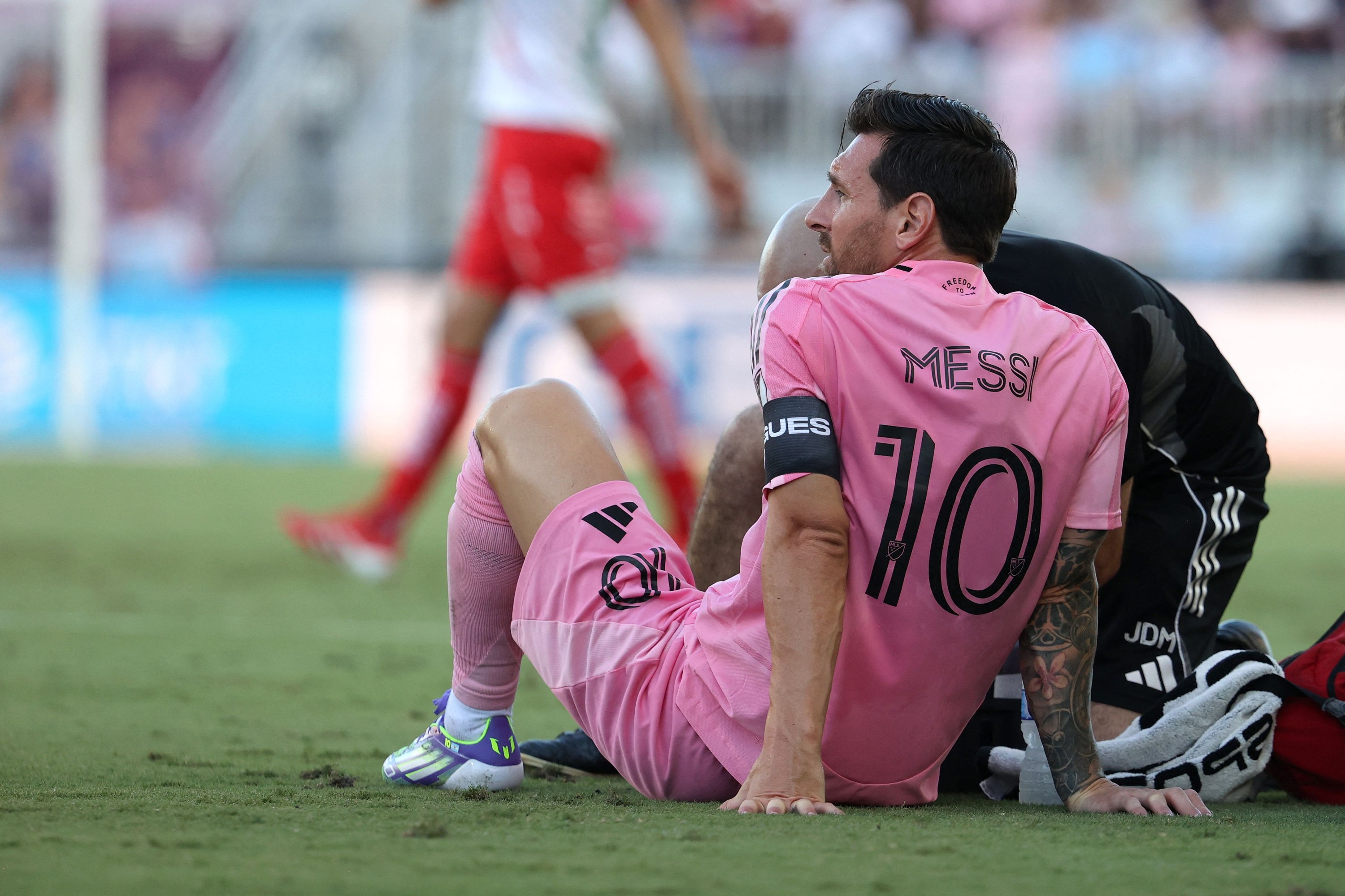 Inter Miami's Lionel Messi goes down injured during the second half of a Leagues Cup group stage match against Necaxa at Chase Stadium, Fort Lauderdale, U.S., Aug. 2, 2025. (Reuters Photo)