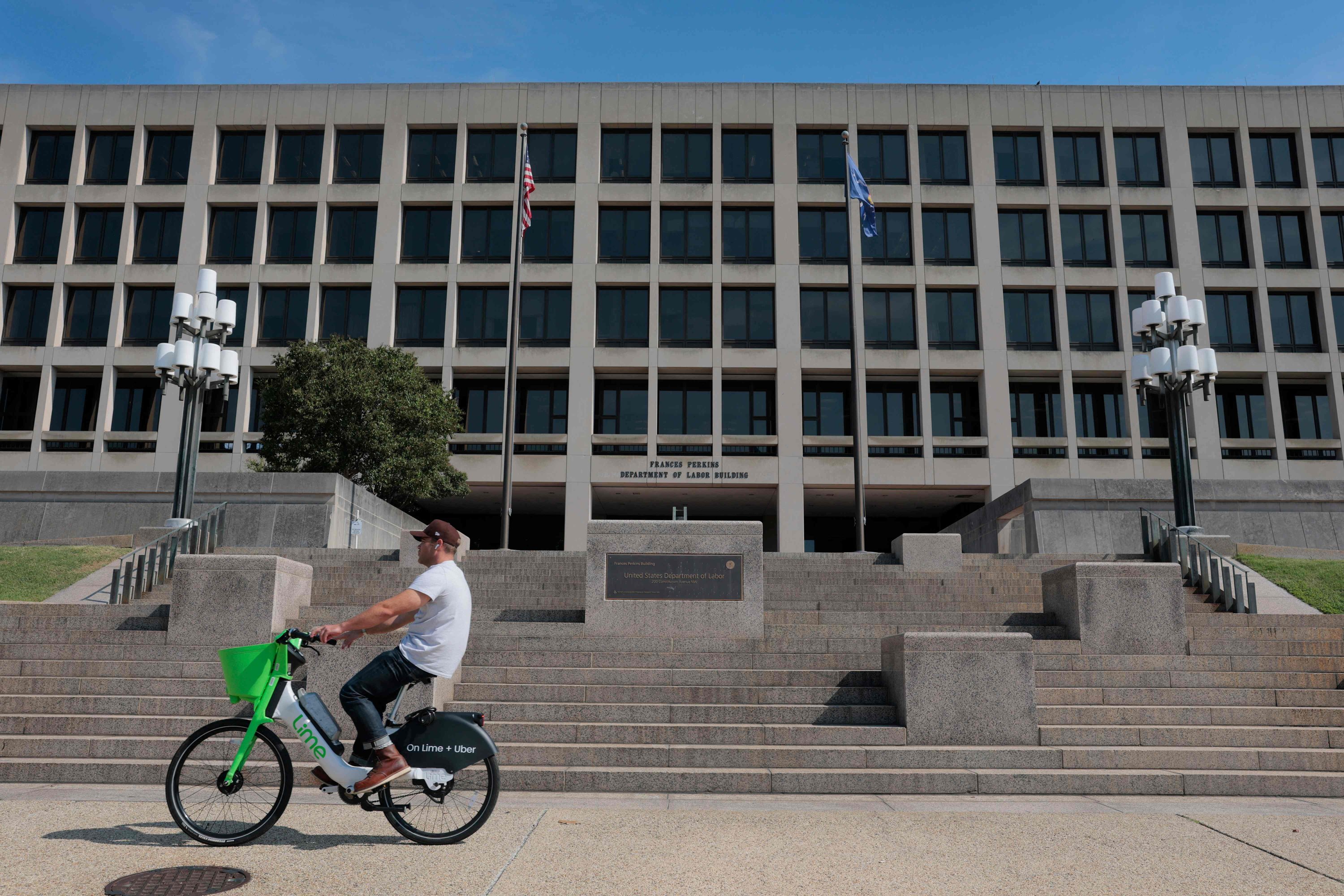 The Frances Perkins Department of Labor Building is seen in Washington, U.S., Aug. 4, 2025. (AFP Photo)