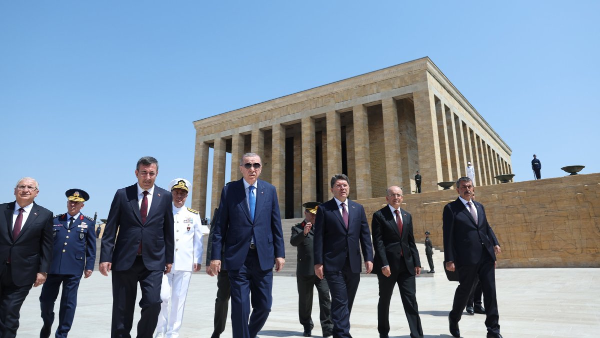 President Recep Tayyip Erdoğan and the council members visit the mausoleum of Mustafa Kemal Atatürk, Ankara, Türkiye, Aug. 5, 2025. (AA Photo)