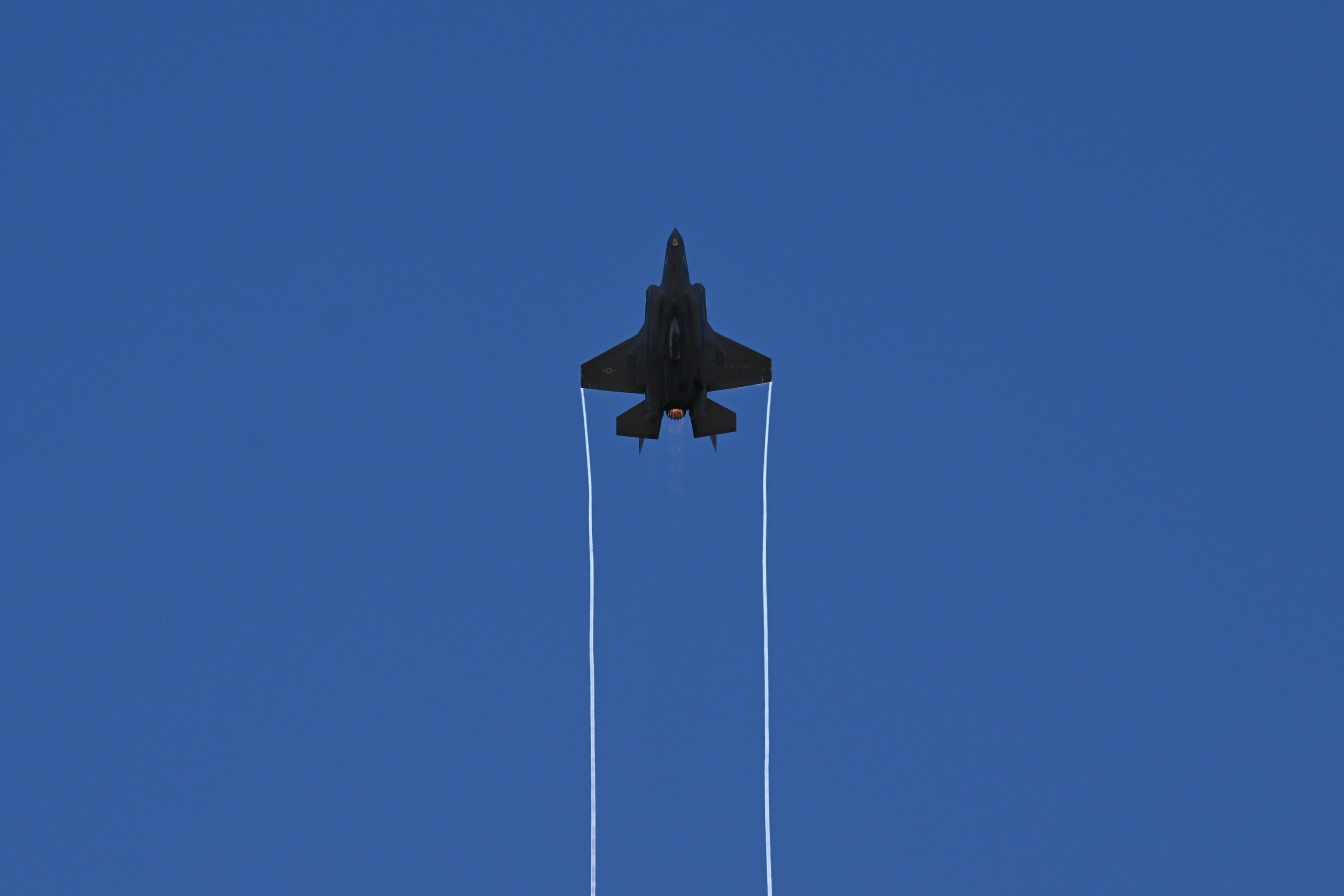 Španija zamrznila načrte za nakup ameriških lovskih letal F-35