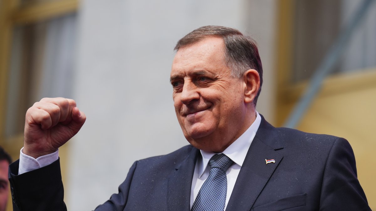 President of Republika Srpska Milorad Dodik greets supporters in Banja Luka, Bosnia-Herzegovina, Feb. 26, 2025. (EPA Photo)
