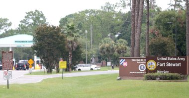 Traffic enters Fort Stewart at the main entrance gate following an active shooter incident on the U.S. Army base located in Hinesville, Georgia, U.S. Aug. 6, 2025. (Reuters Photo)