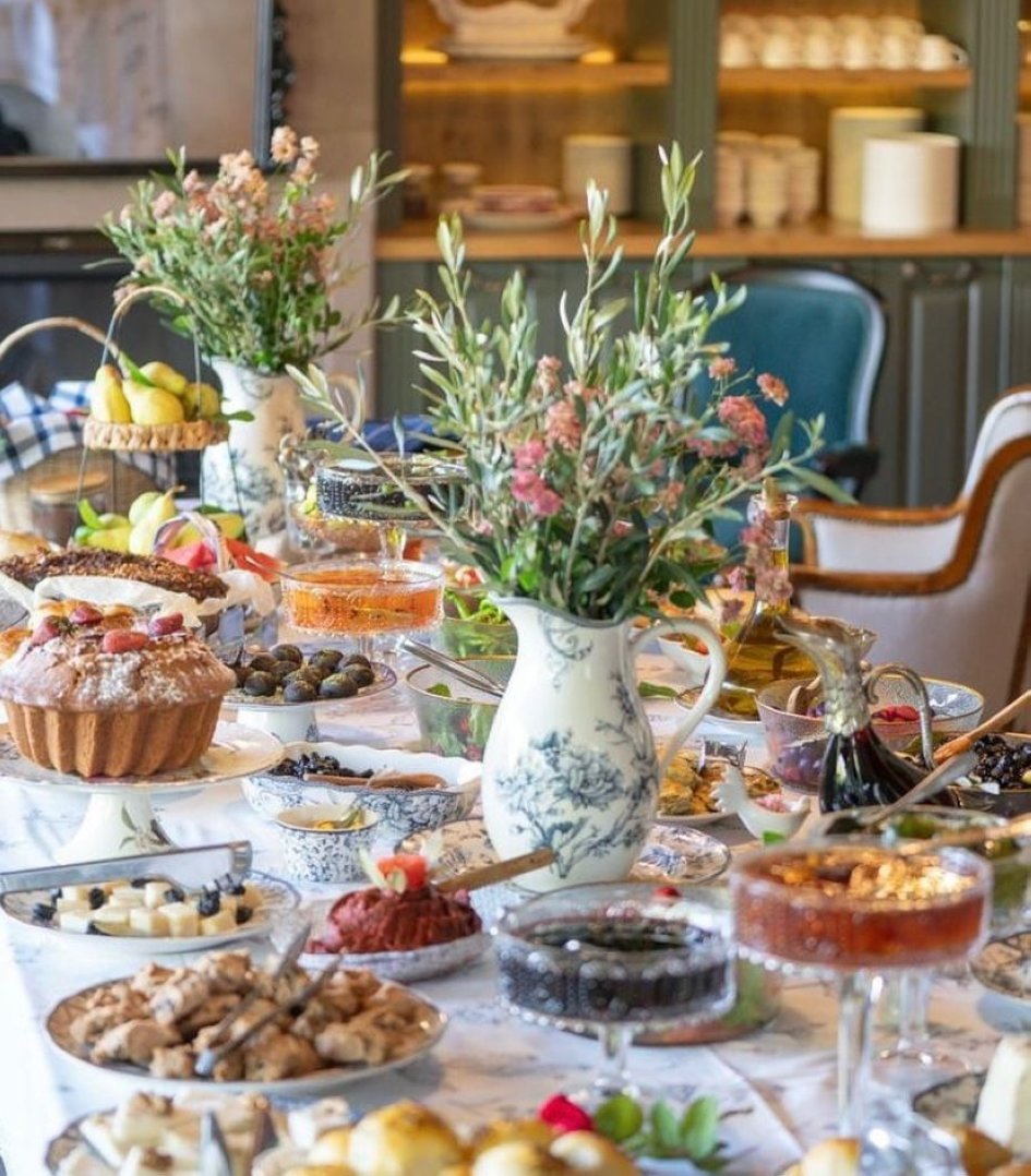 Breakfast is served with decorative flowers at Madam Antula. (Courtesy of Madam Antula)