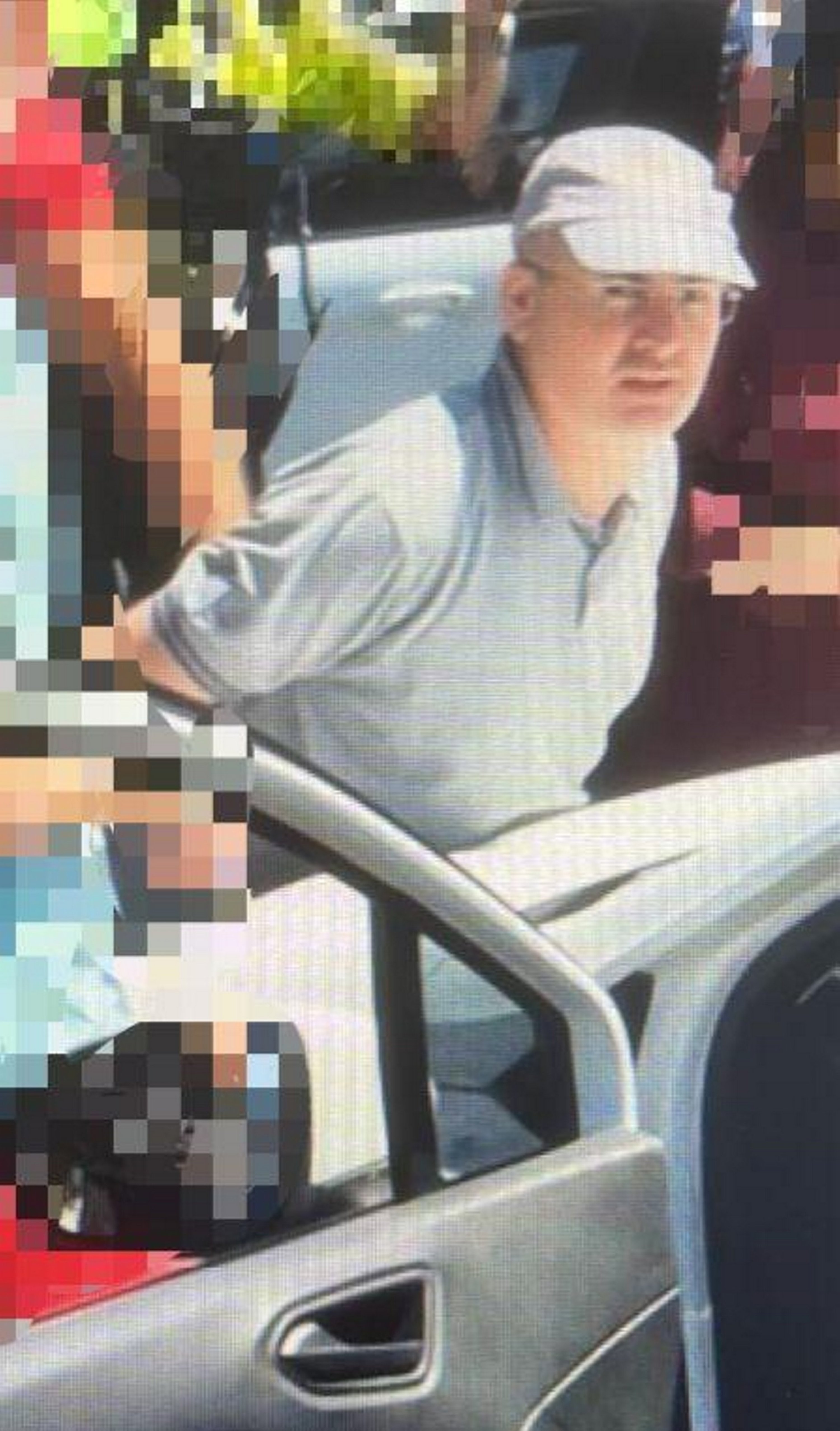 Hakan Kahraman, 7 Ağustos 2025'te yayınlanan bu fotoğrafta Türk yetkilileri tarafından gözaltına alınan “Mahrem” (gizli) ağında üst düzey bir figür.