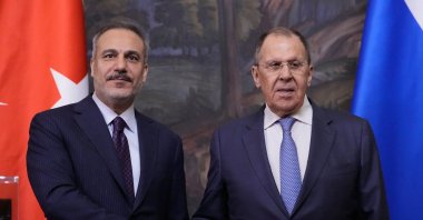 Russian Foreign Minister Sergei Lavrov (R) and Foreign Minister Hakan Fidan shake hands during their meeting, Moscow, Russia, May 27, 2025. (EPA Photo)