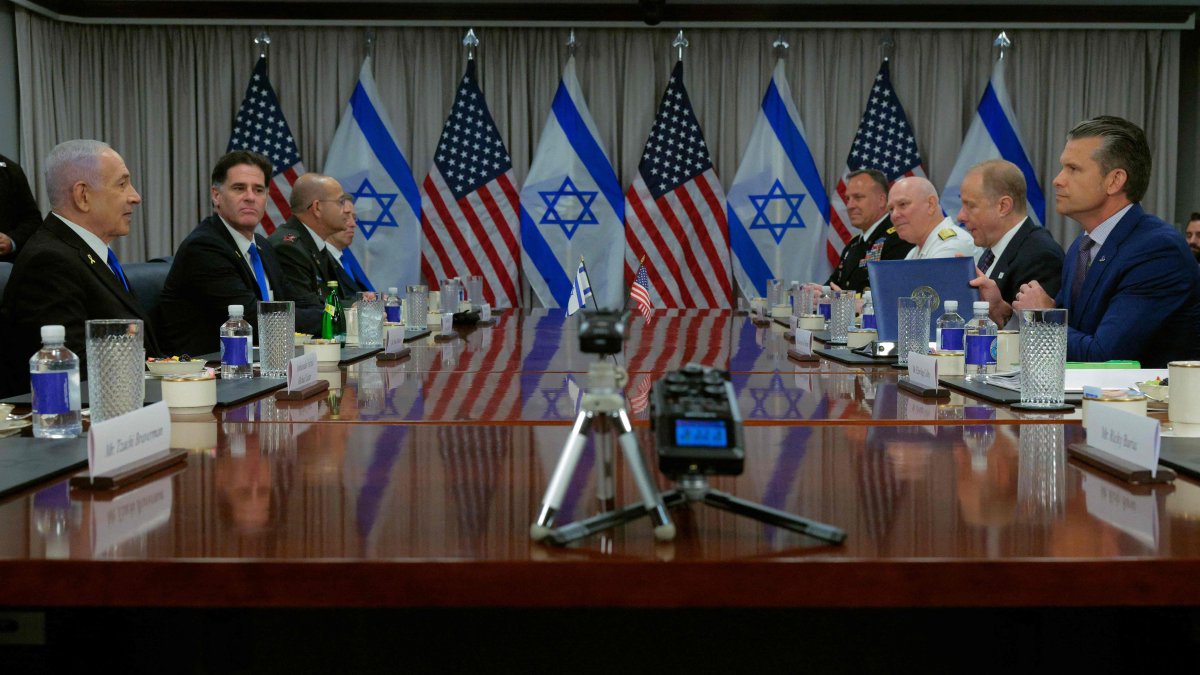 U.S. Secretary of Defense Pete Hegseth (R) and Israeli Prime Minister Benjamin Netanyahu sit down for a meeting at the Pentagon, Virginia, U.S., July 9, 2025. (AFP Photo)